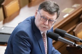 Ekonomika se zvedá, ale málo, říká Stanjura. Chce výpovědi bez udání důvodu - Seznam Zprávy